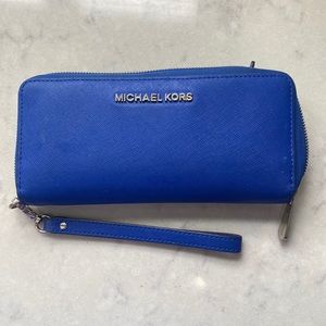 Large Michael Kors wristlet wallet